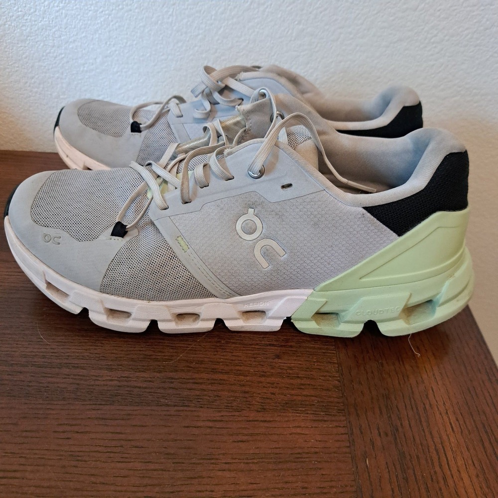 On Cloudflyer Mens Running Shoes Glacier Meadow Grey Green 71.98674 US 10